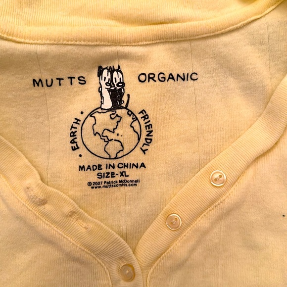 Lot of 2 MUTTS Organic Tees - Picture 7 of 9